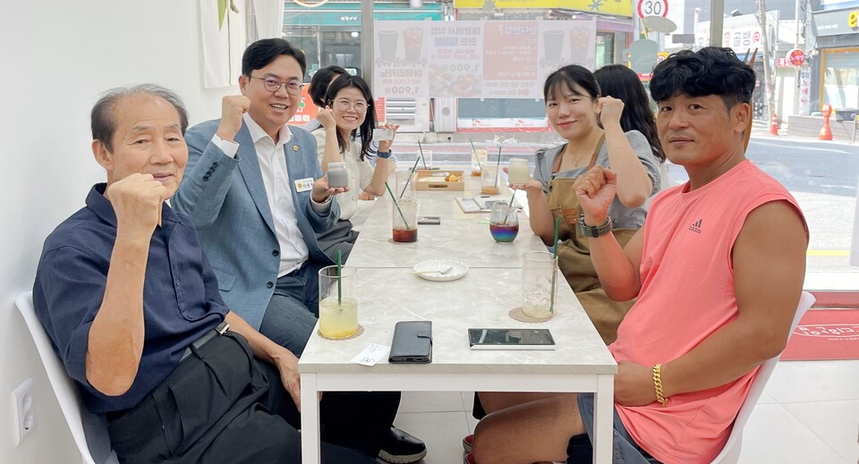 You are currently viewing “전통시장에 청년 바람”… 파주 ‘단디한입’, 지역 특산물 디저트로 도전장